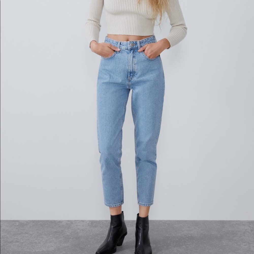 Zara Mom Fit Jeans